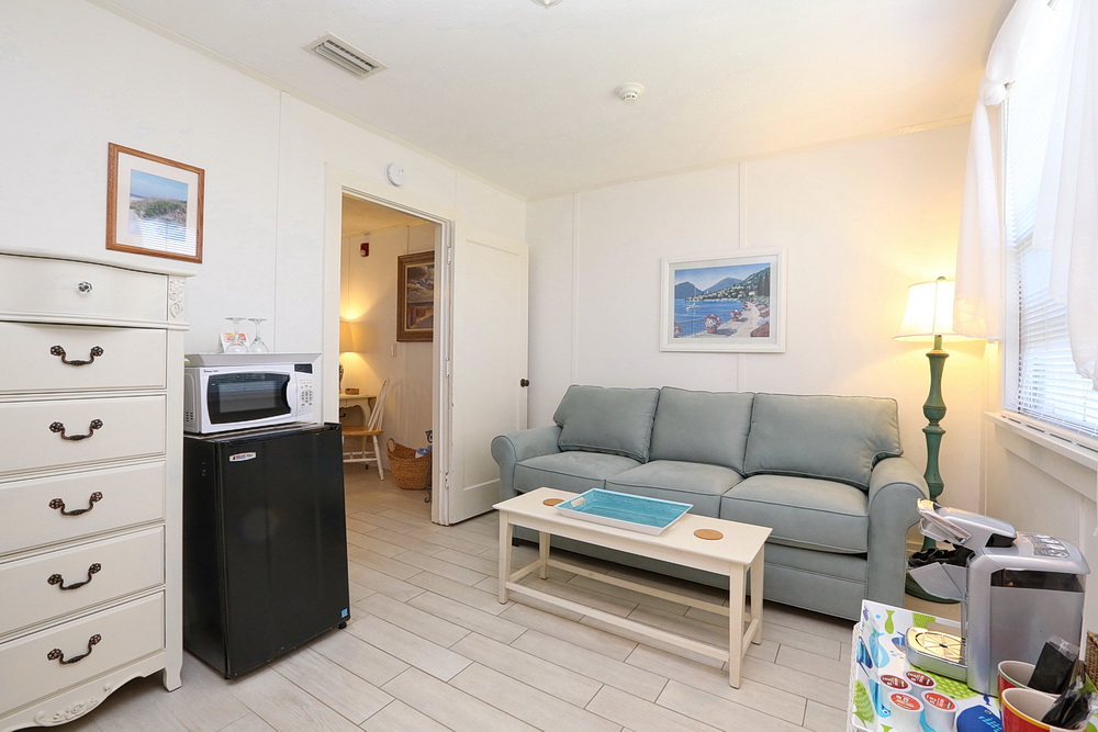 WindJammer Living Area